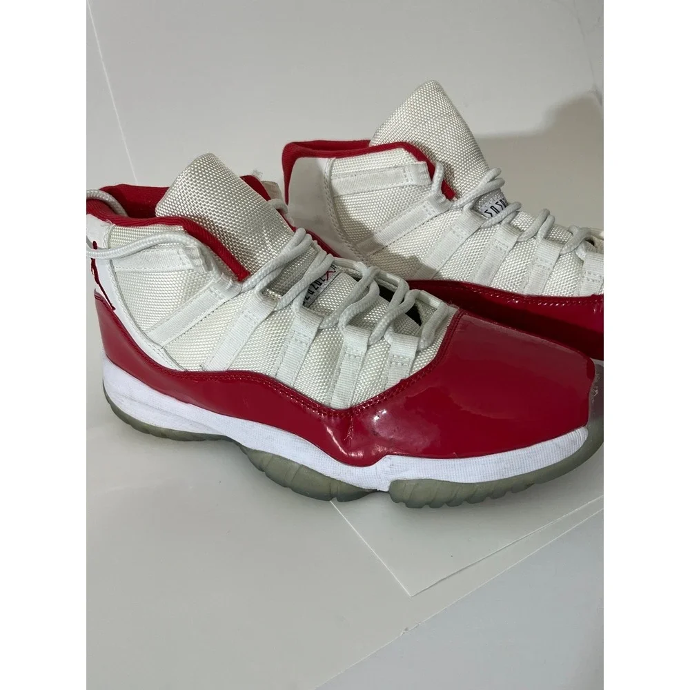 Nike Air Jordan 11‎ Retro Cherry 2022 White Varsity Red Men's Size 10 CT8012-116